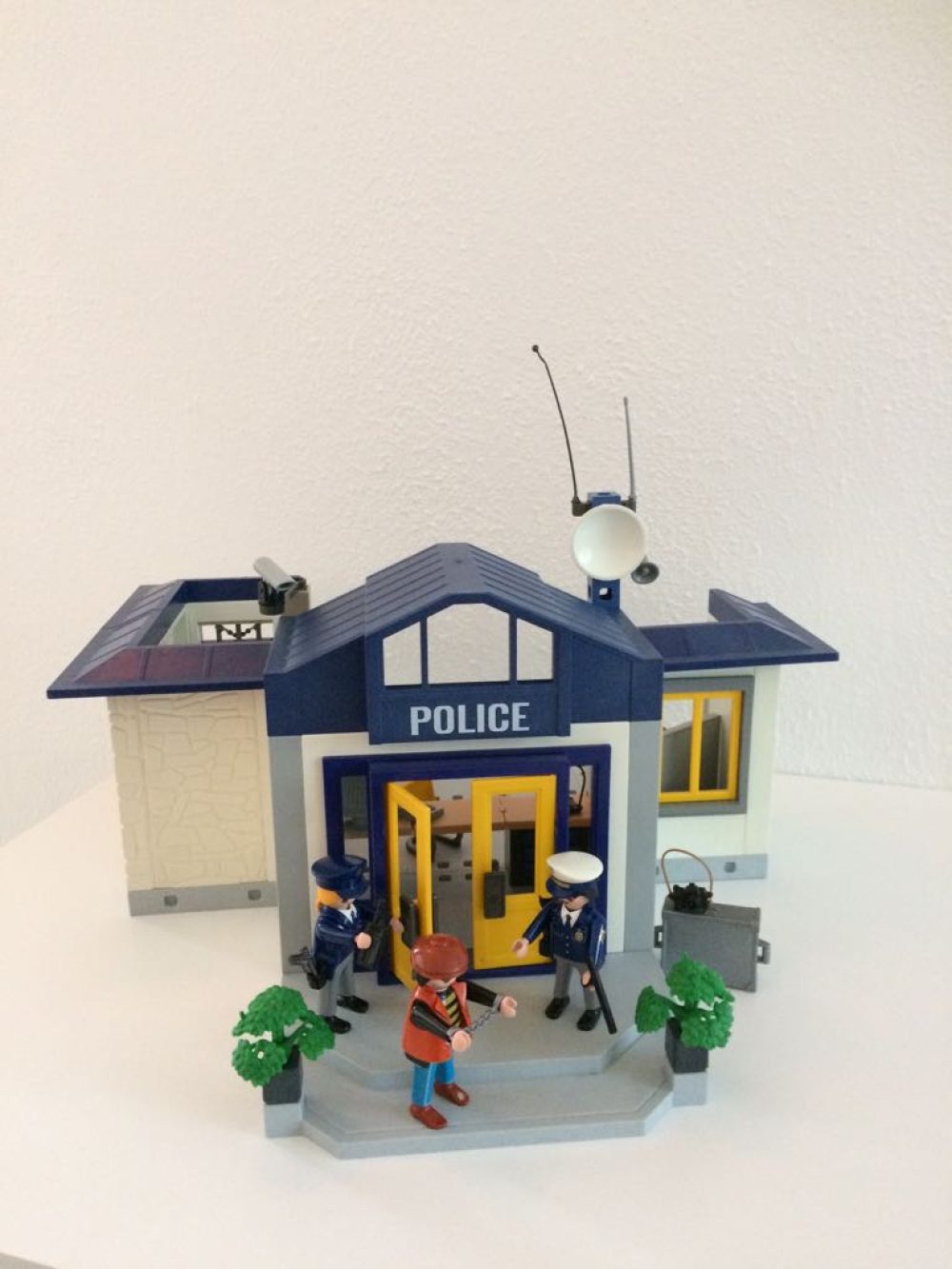 Habitat Kluisje buurman Playmobil Politie Bureau - Speel-o-Theek Hillegom